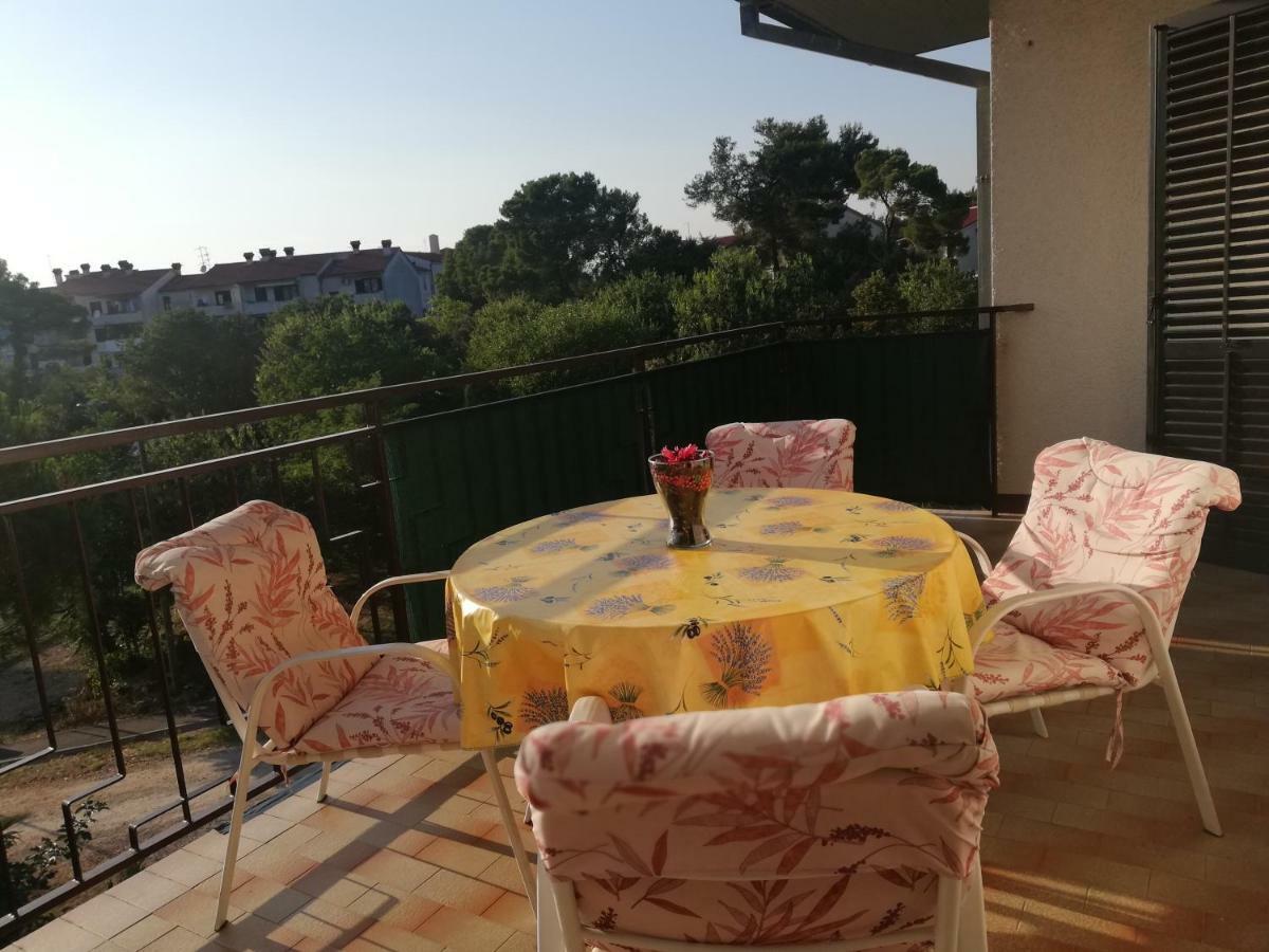 Apartment Marina Малинска Экстерьер фото