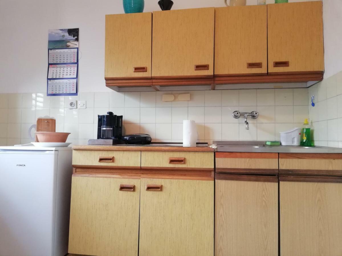 Apartment Marina Малинска Экстерьер фото